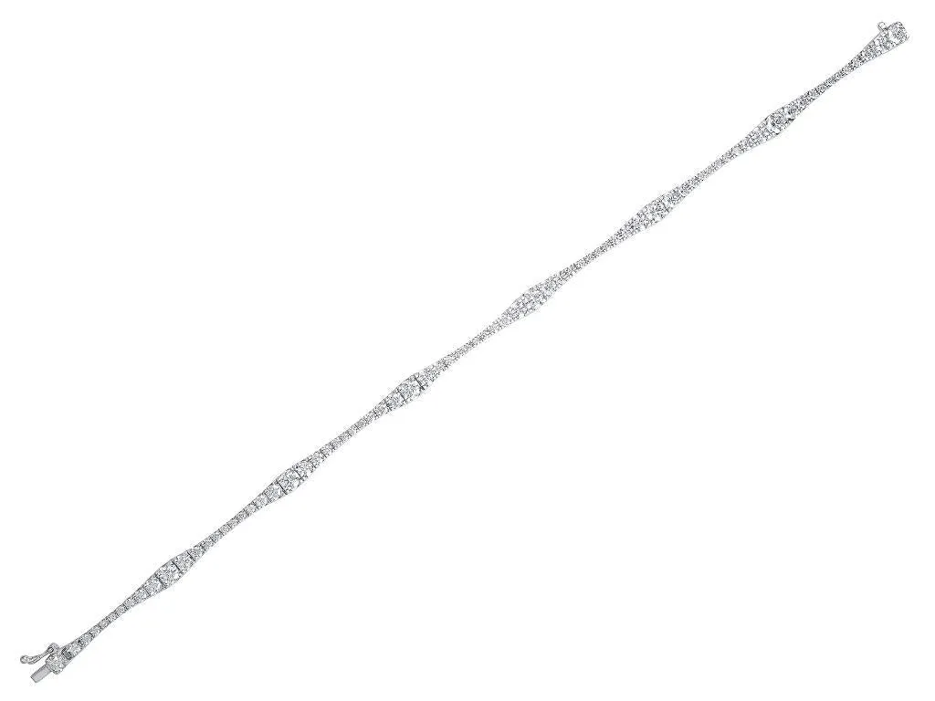 18ct White Gold 2.88ct Graduated Diamond Line Bracelet