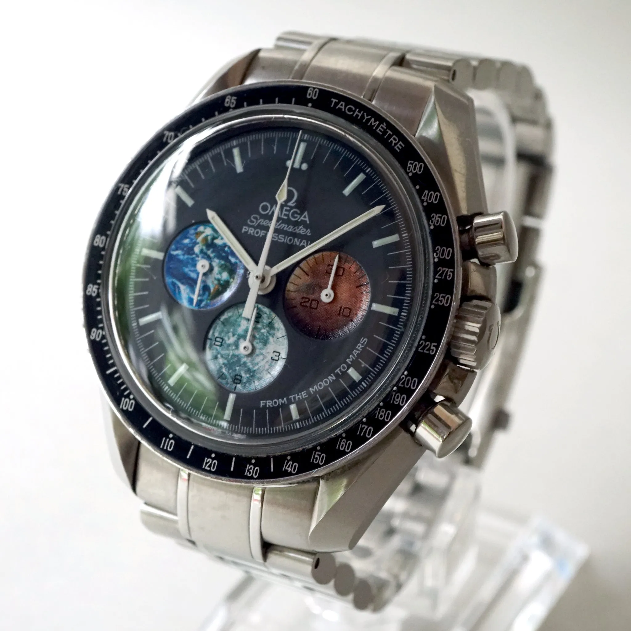 2004 OMEGA SPEEDMASTER PROFESSIONAL 3577.50 FROM THE MOON TO MARS