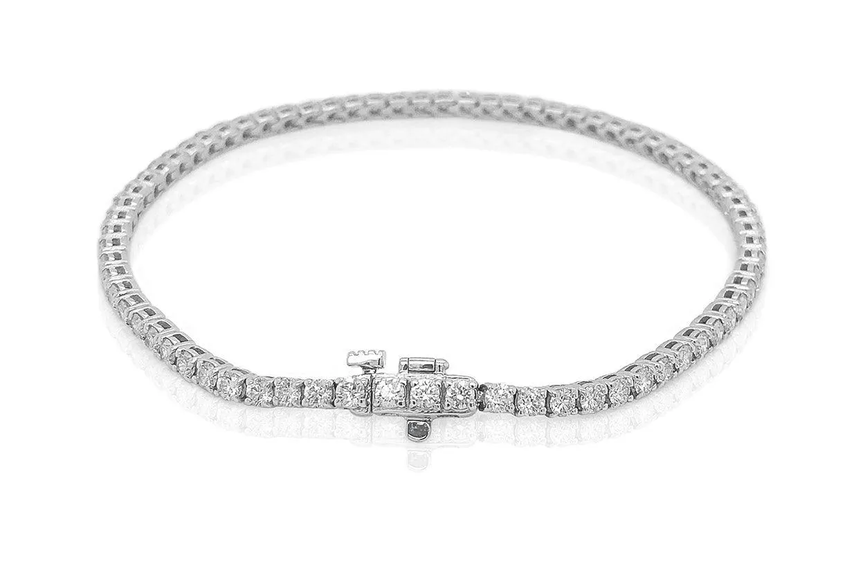 Bracelet 18kt White Gold Tennis with 54 Diamonds 5.67cts