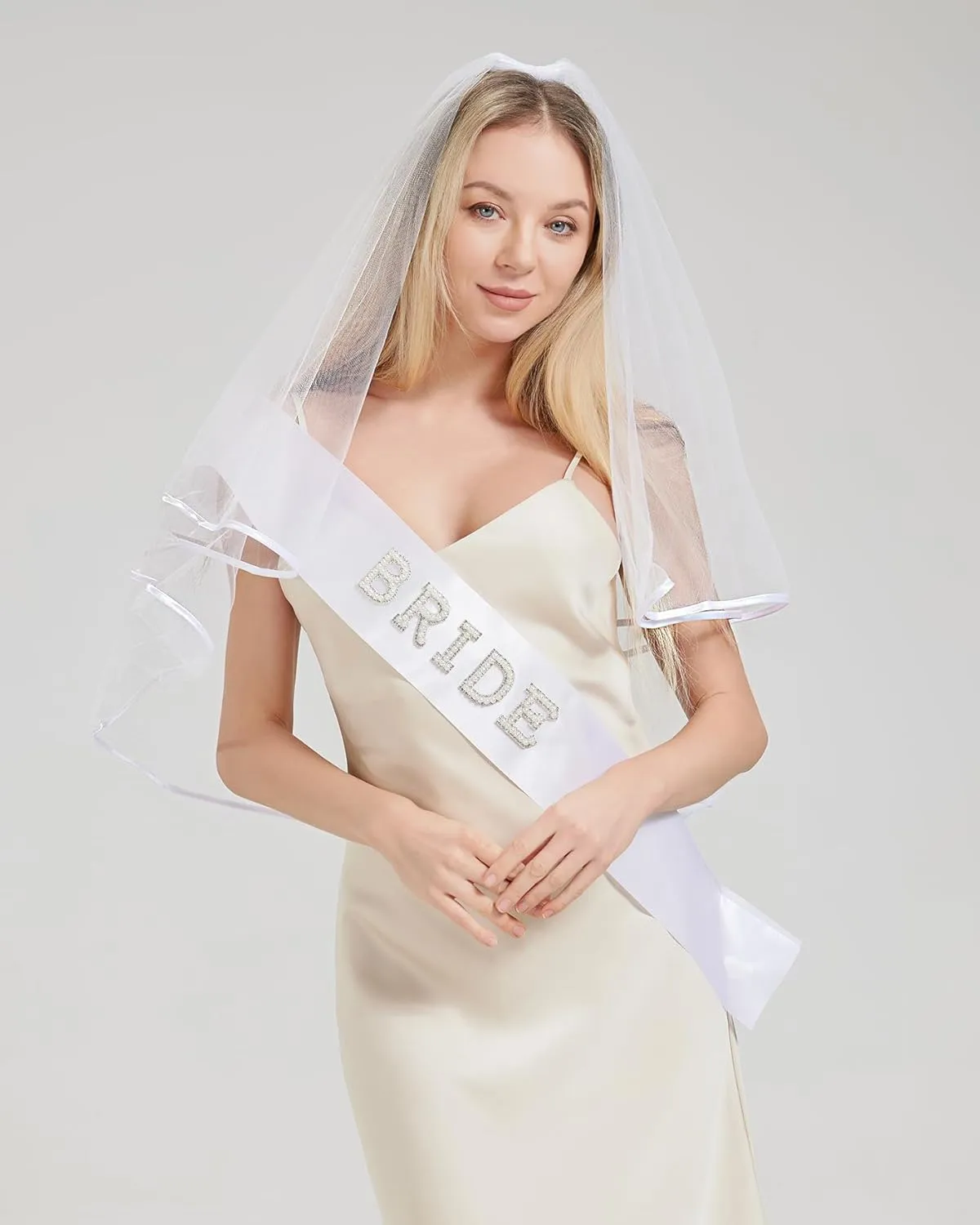 Bride To Be Sash and Bride Veil White for Bachelorette Party, Bach Party Favors Accessory