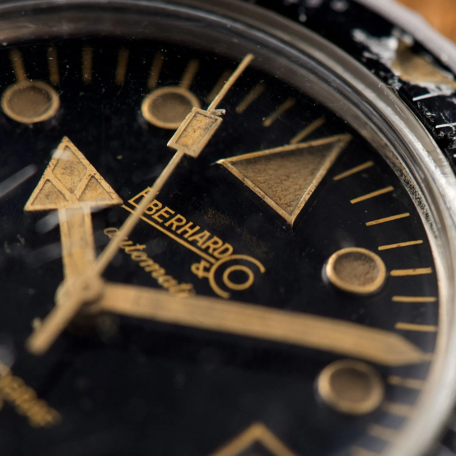 Eberhard Scafograf 300 Black Gilt Dial