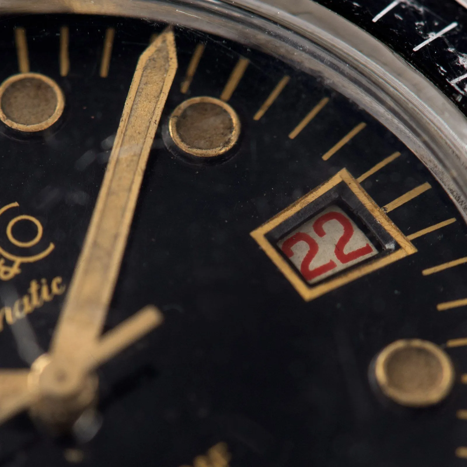 Eberhard Scafograf 300 Black Gilt Dial