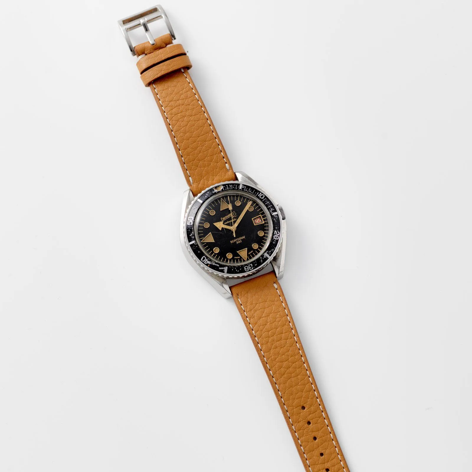 Eberhard Scafograf 300 Black Gilt Dial