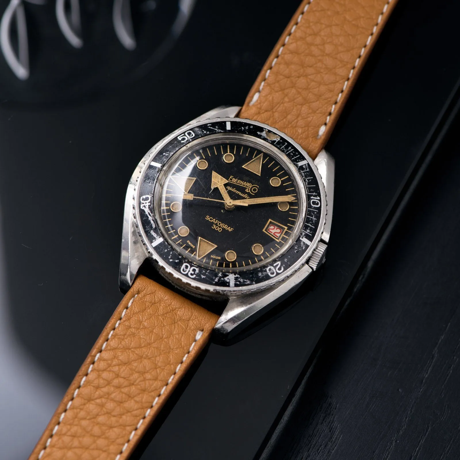 Eberhard Scafograf 300 Black Gilt Dial