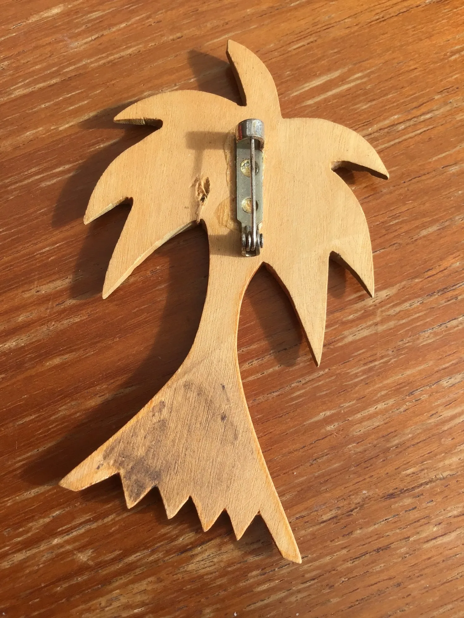 Fun Retro Wooden Tropical Palm Tree Brooch Pin