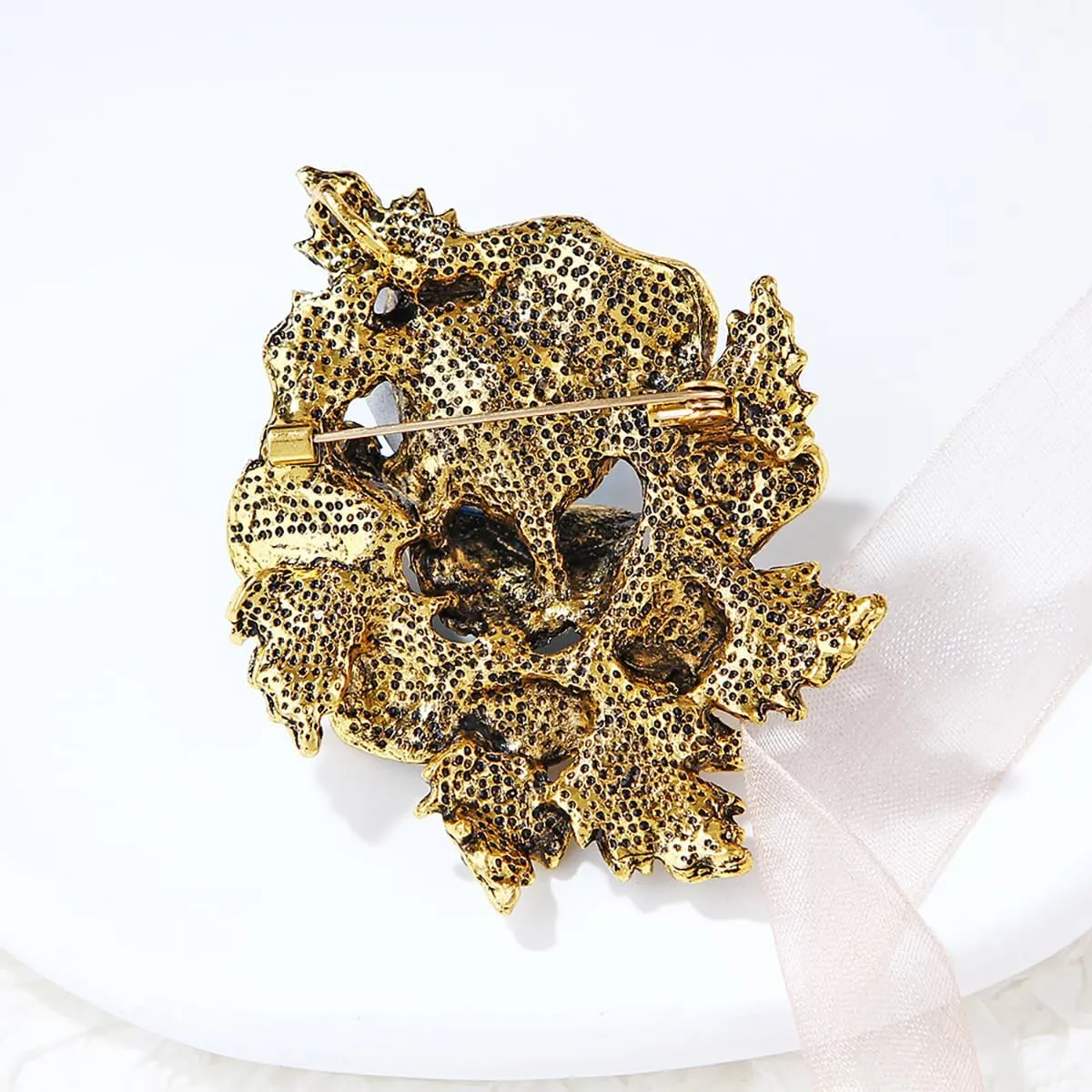 Large Rhinestone Crystal Flower Brooch Pin Vintage Rose Blossom Brooch Rose Red/Blue/Green/Yellow//Red Crystal Broochs Big Large Flower Broochs Lapel Pins Bridal Dress Pin Clothes Bag Hat Jewelry for Women