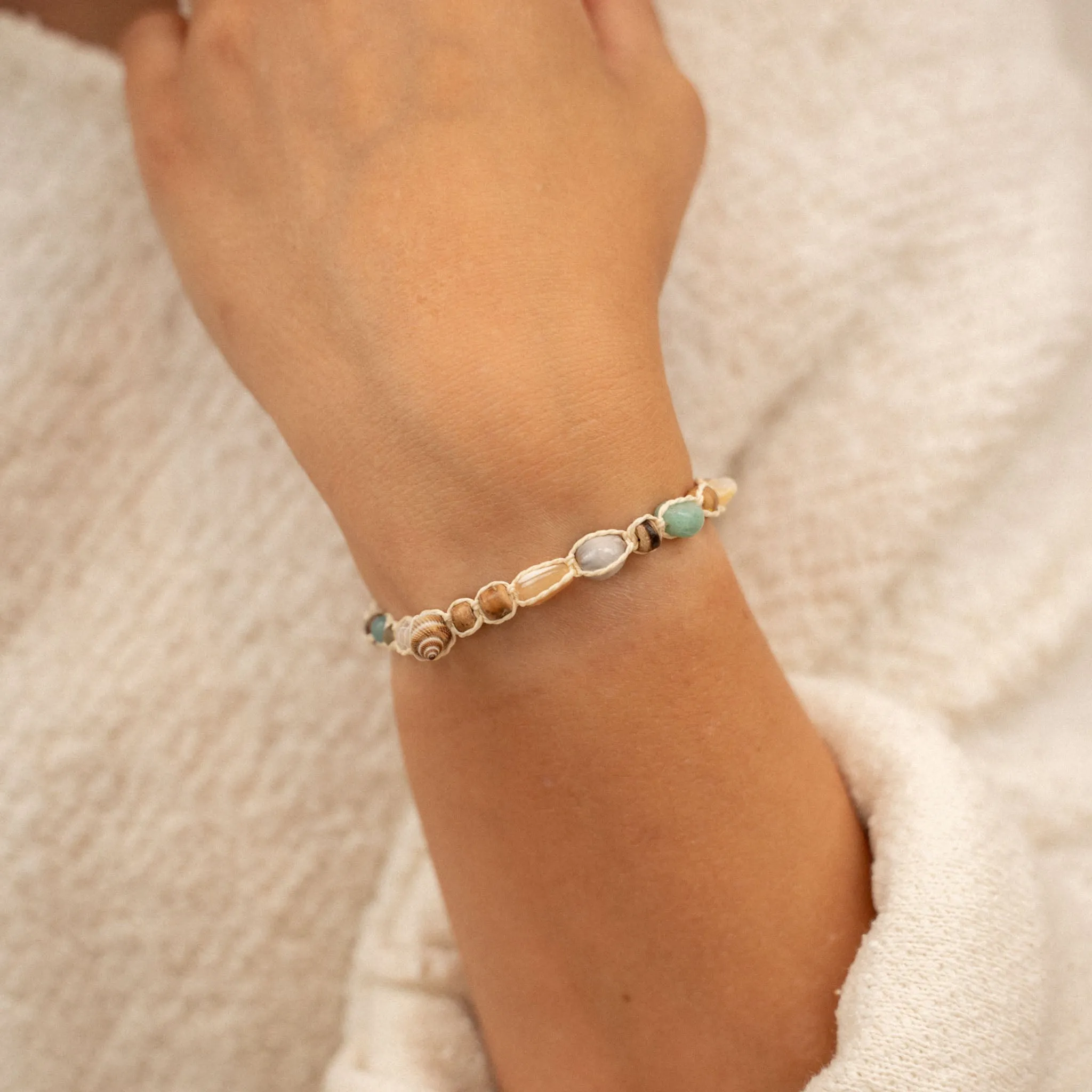 Nixie Beaded Seed Bracelet